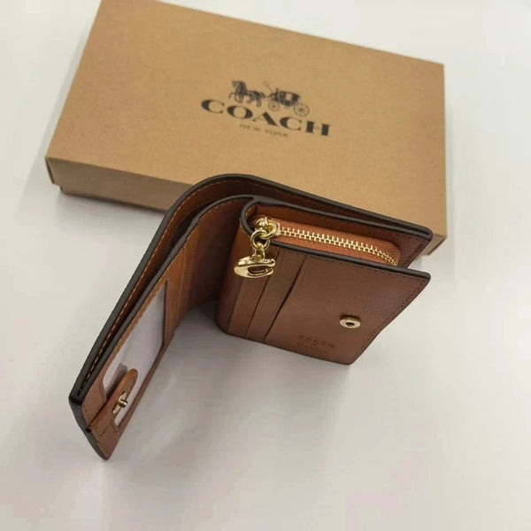 NWT Coach X Peanuts Snoopy Snap Wallet Signature Canvas CBN32
