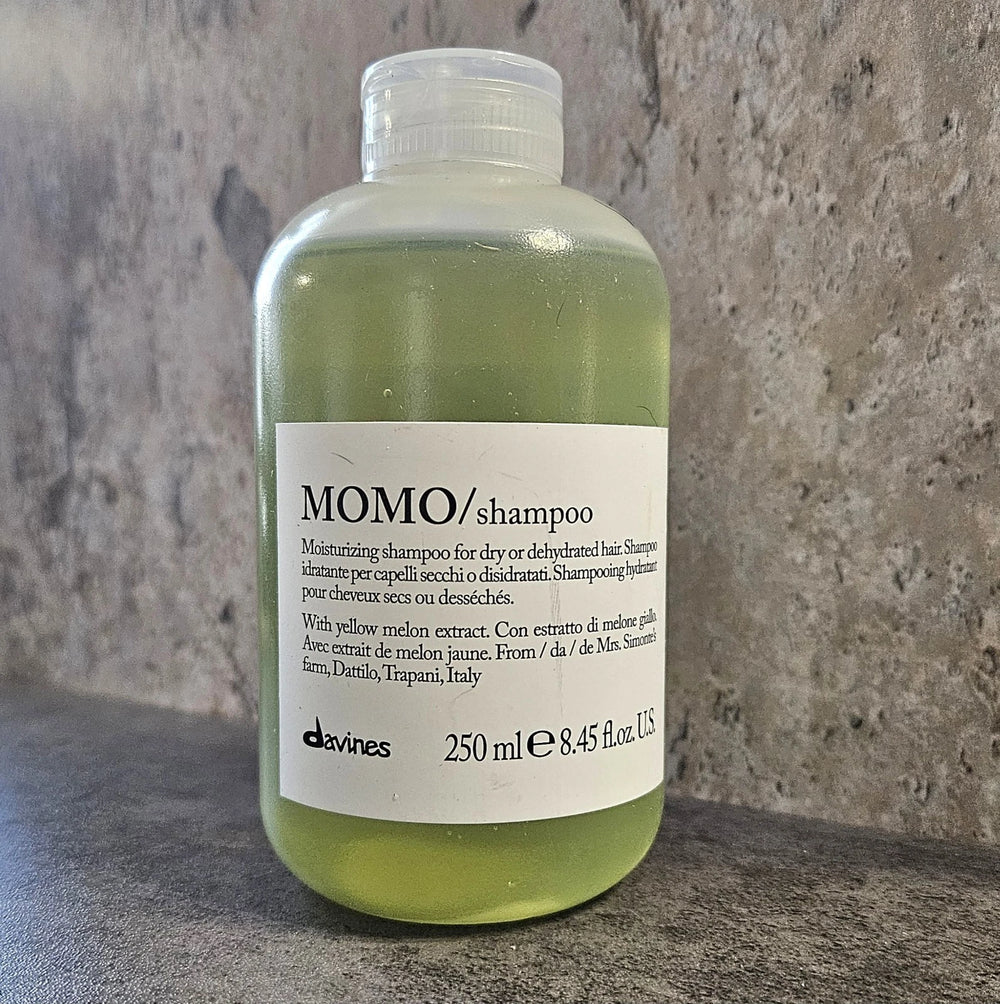 Davines MOMO Moisturizing Shampoo 8.45 fl oz / 250ml – Hydrating Shampoo for Dry & Dehydrated Hair