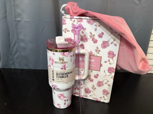 Stanley x LoveShackFancy 40oz Ribbon Rosa Quencher H2.0 FlowState Tumbler – White & Pink
